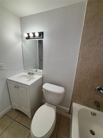 8287 NE Miami Ct 201, Miami, FL 33138
