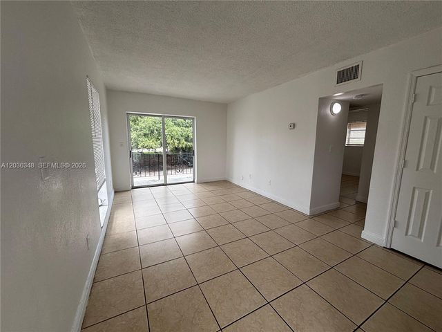 8287 NE Miami Ct 201, Miami, FL 33138