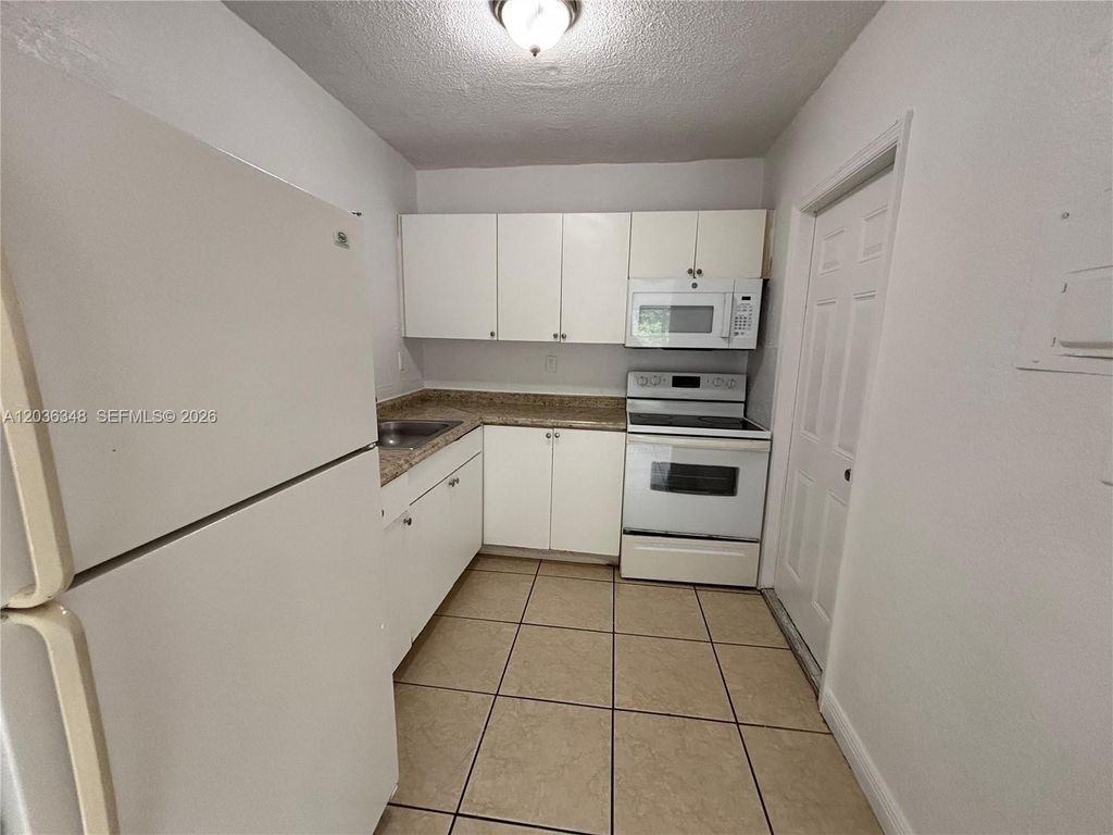 8287 NE Miami Ct 201, Miami, FL 33138