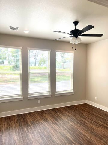 29910 94 West Drive 1&2, Afton, OK 74331