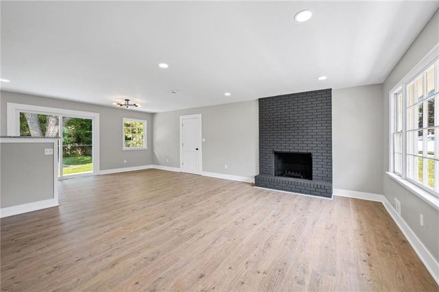 518 E 90th Terrace, Kansas City, MO 64131