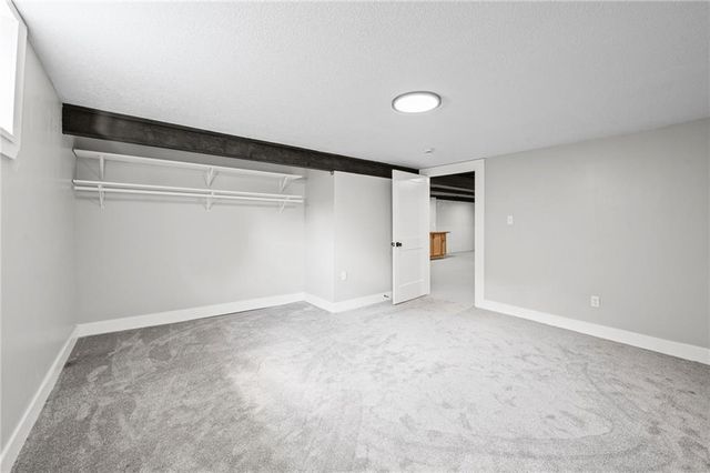 518 E 90th Terrace, Kansas City, MO 64131