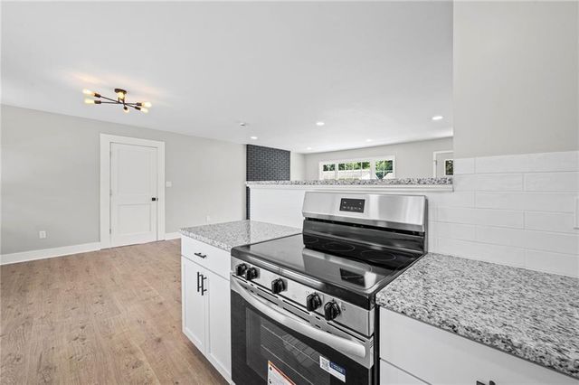 518 E 90th Terrace, Kansas City, MO 64131