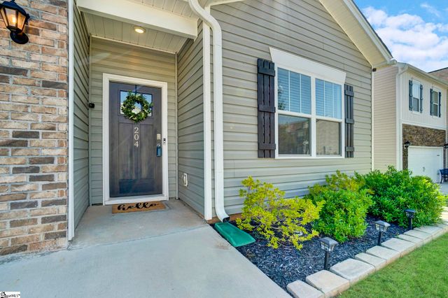 204 Fountain Oak Lane, Easley, SC 29642