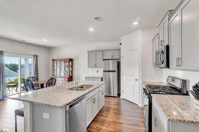 204 Fountain Oak Lane, Easley, SC 29642