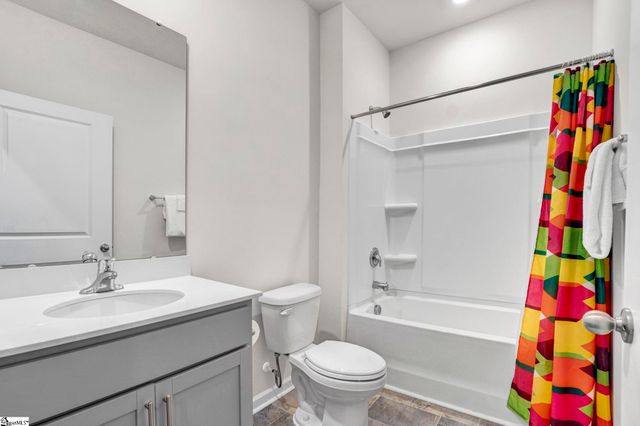 204 Fountain Oak Lane, Easley, SC 29642