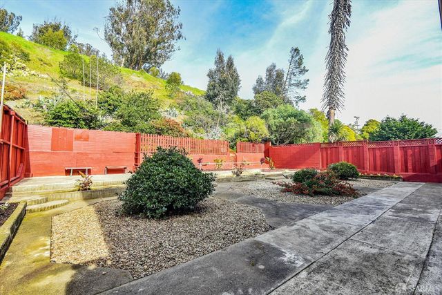 754 Park Way, South San Francisco, CA 94080