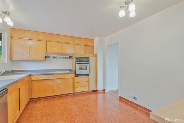 754 Park Way, South San Francisco, CA 94080