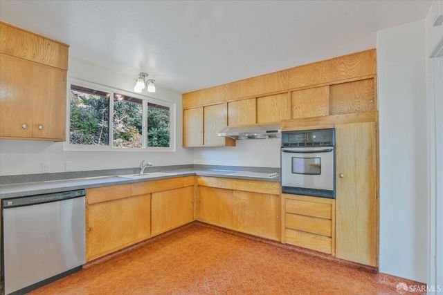 754 Park Way, South San Francisco, CA 94080