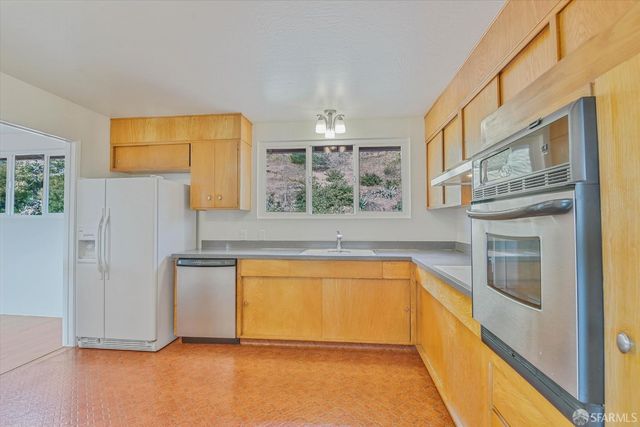 754 Park Way, South San Francisco, CA 94080