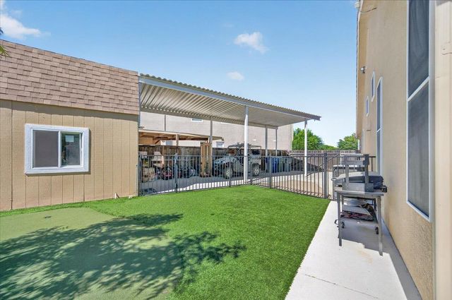 2467 Redington Avenue, Clovis, CA 93619