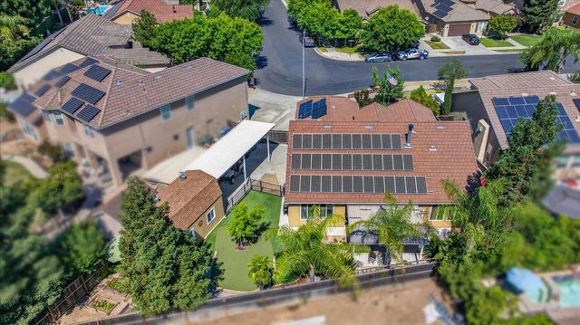 2467 Redington Avenue, Clovis, CA 93619
