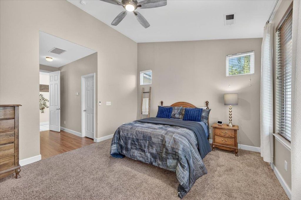 Image 20 of property listing at 2467 Redington Avenue, Clovis, CA 93619