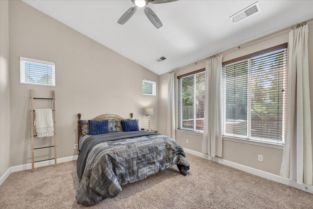 Image 21 of property listing at 2467 Redington Avenue, Clovis, CA 93619