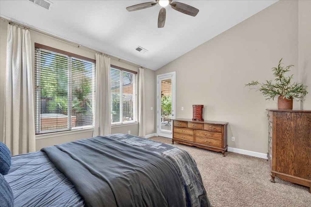 Image 23 of property listing at 2467 Redington Avenue, Clovis, CA 93619