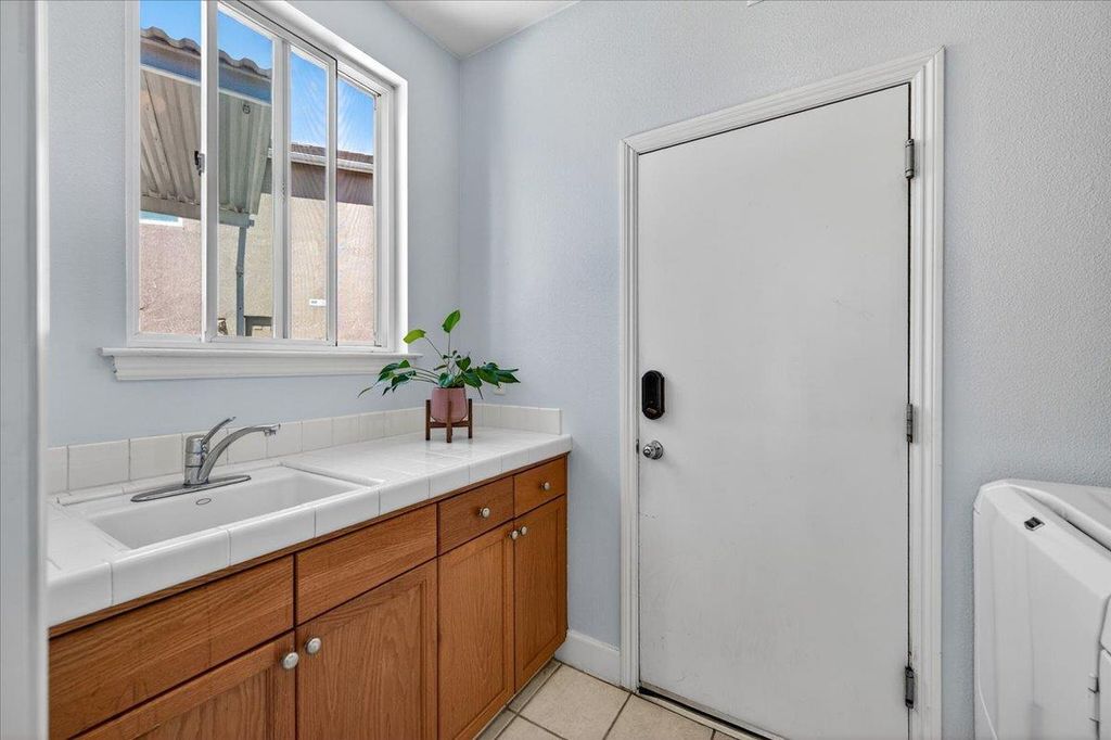 Image 35 of property listing at 2467 Redington Avenue, Clovis, CA 93619