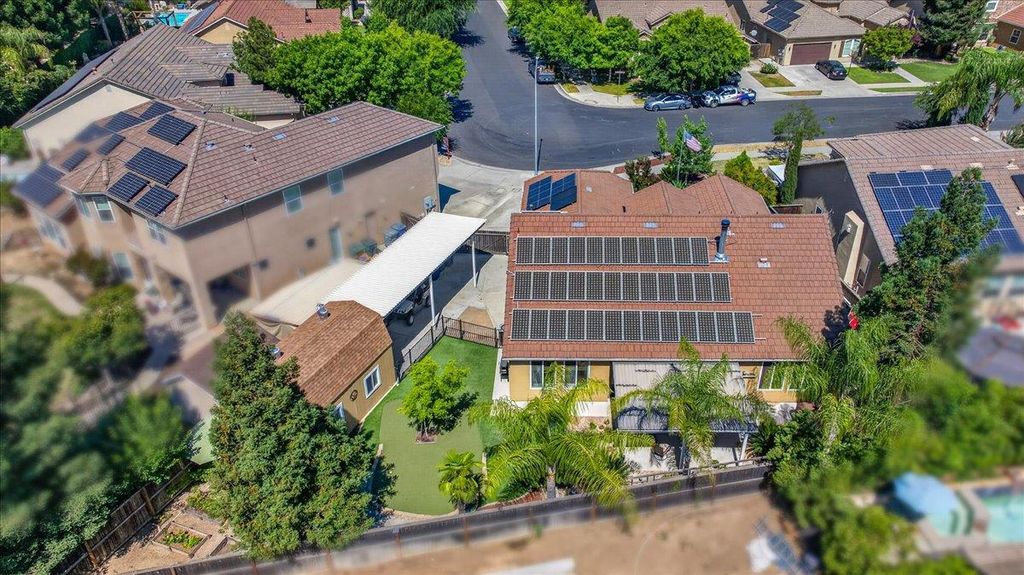Image 54 of property listing at 2467 Redington Avenue, Clovis, CA 93619
