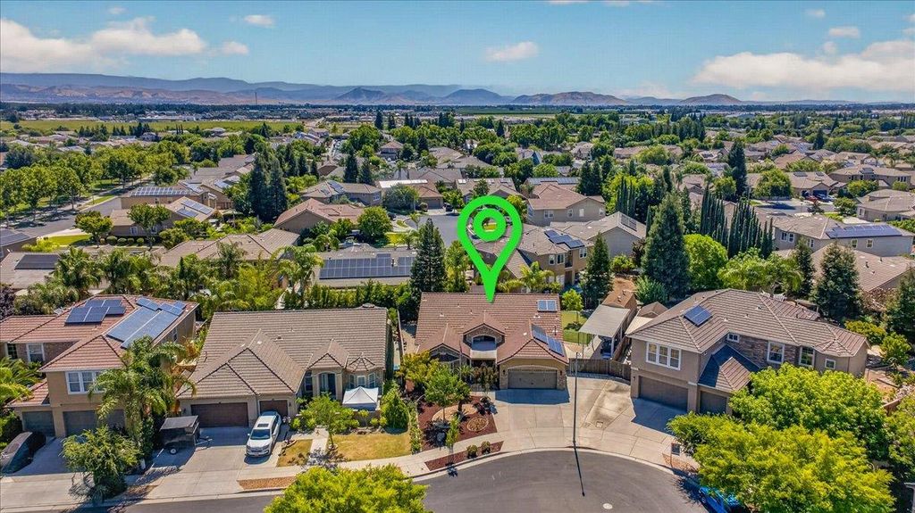 Image 56 of property listing at 2467 Redington Avenue, Clovis, CA 93619