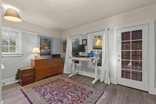 2813 27th St, Sacramento, CA 95818