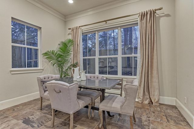 172 Mcgoey Circle, The Woodlands, TX 77384