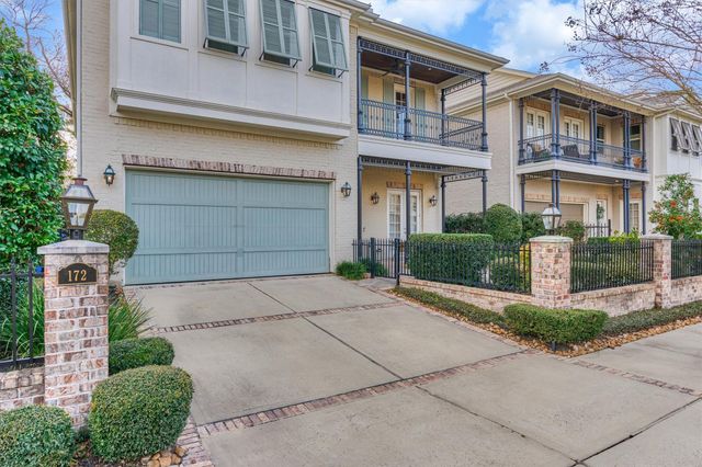 172 Mcgoey Circle, The Woodlands, TX 77384