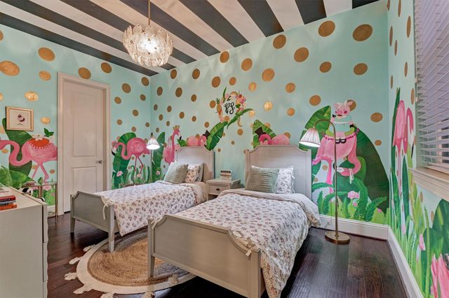 172 Mcgoey Circle, The Woodlands, TX 77384