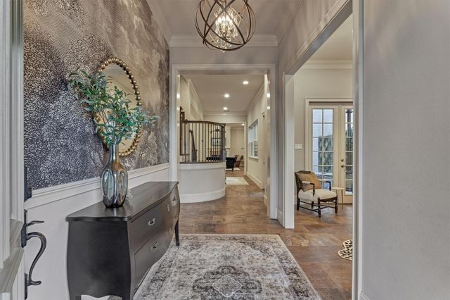 172 Mcgoey Circle, The Woodlands, TX 77384