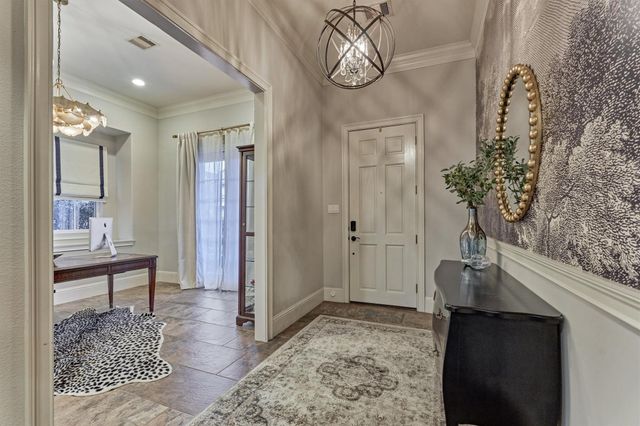 172 Mcgoey Circle, The Woodlands, TX 77384