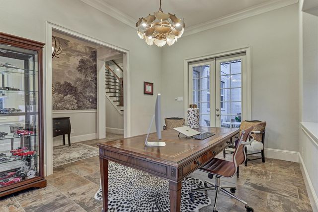 172 Mcgoey Circle, The Woodlands, TX 77384