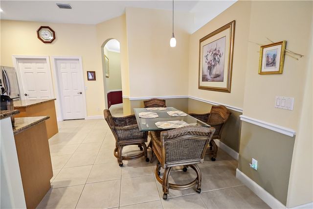 4196 Abington Woods Circle, Vero Beach, FL 32967