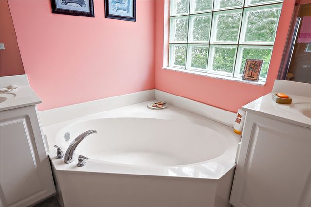 4196 Abington Woods Circle, Vero Beach, FL 32967