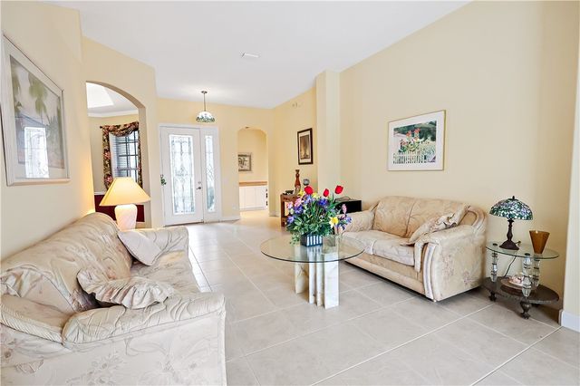 4196 Abington Woods Circle, Vero Beach, FL 32967