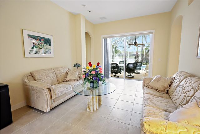 4196 Abington Woods Circle, Vero Beach, FL 32967