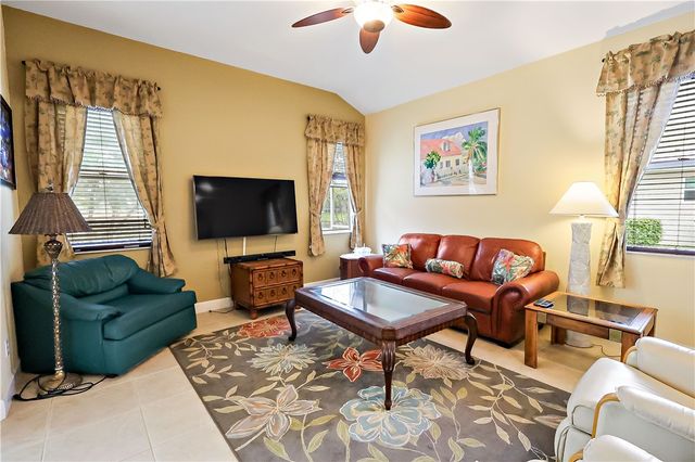 4196 Abington Woods Circle, Vero Beach, FL 32967