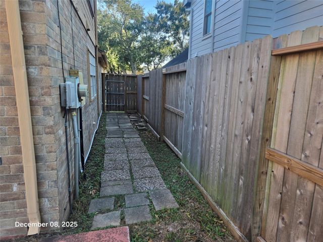 3206 Rimrock Drive, Missouri City, TX 77459