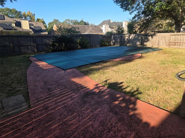 3206 Rimrock Drive, Missouri City, TX 77459