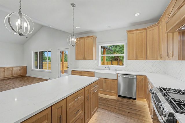 11347 Elks Landing Court SE, Yelm, WA 98597