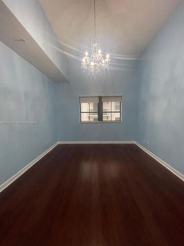 8395 SW 73rd Ave 314, Miami, FL 33143