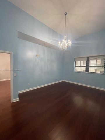 8395 SW 73rd Ave 314, Miami, FL 33143