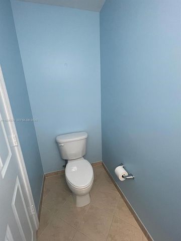 8395 SW 73rd Ave 314, Miami, FL 33143