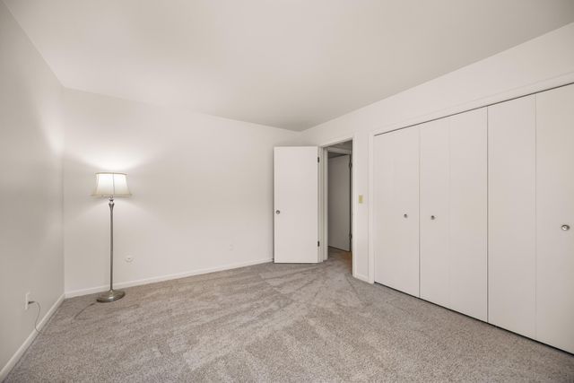 15 Haverhill Court, Ann Arbor, MI 48105