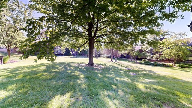 15 Haverhill Court, Ann Arbor, MI 48105