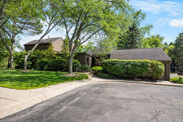 15 Haverhill Court, Ann Arbor, MI 48105