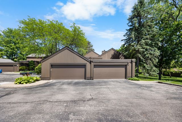 15 Haverhill Court, Ann Arbor, MI 48105
