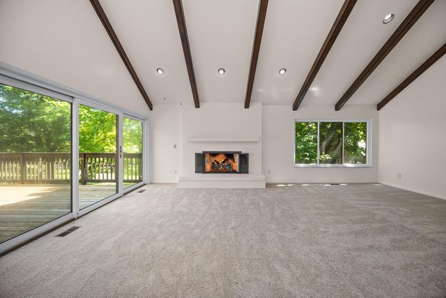 15 Haverhill Court, Ann Arbor, MI 48105