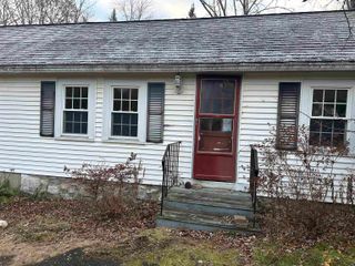228 Main Street, Hampstead, NH 03841