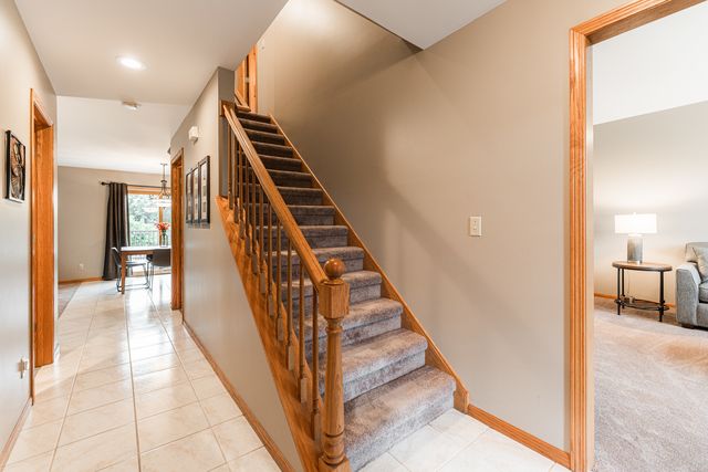 1132 Swanberg Court, Sycamore, IL 60178