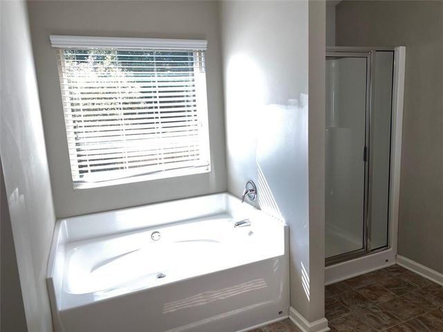 2392 Newbury Oaks Court, Lawrenceville, GA 30044