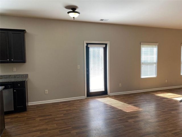 2392 Newbury Oaks Court, Lawrenceville, GA 30044