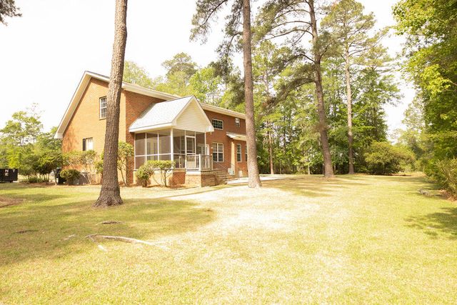 690 Longleaf Drive, Walterboro, SC 29488